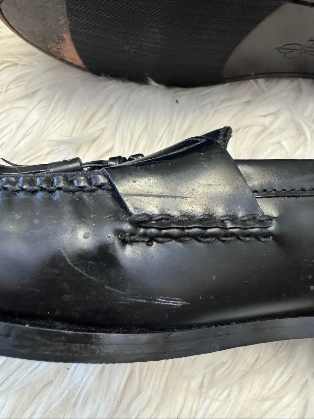 Cole Haan Air Pinch Tassel Black Leather Loafer Size 11M Comfort Career Dress Up